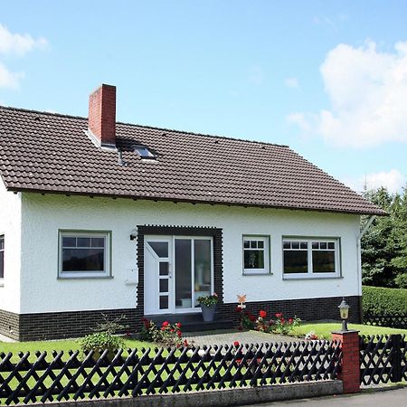 A Detached Holiday Home In A Highly Scenic Area Trierscheid 외부 사진
