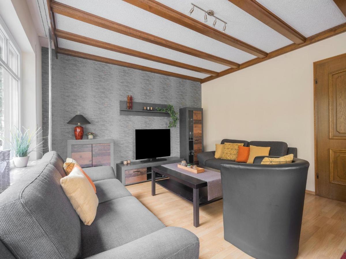 A Detached Holiday Home In A Highly Scenic Area Trierscheid 외부 사진