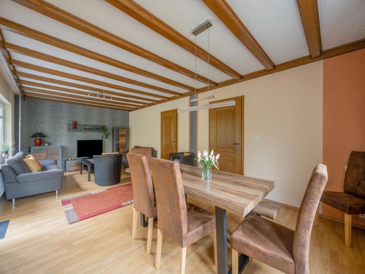 A Detached Holiday Home In A Highly Scenic Area Trierscheid 외부 사진