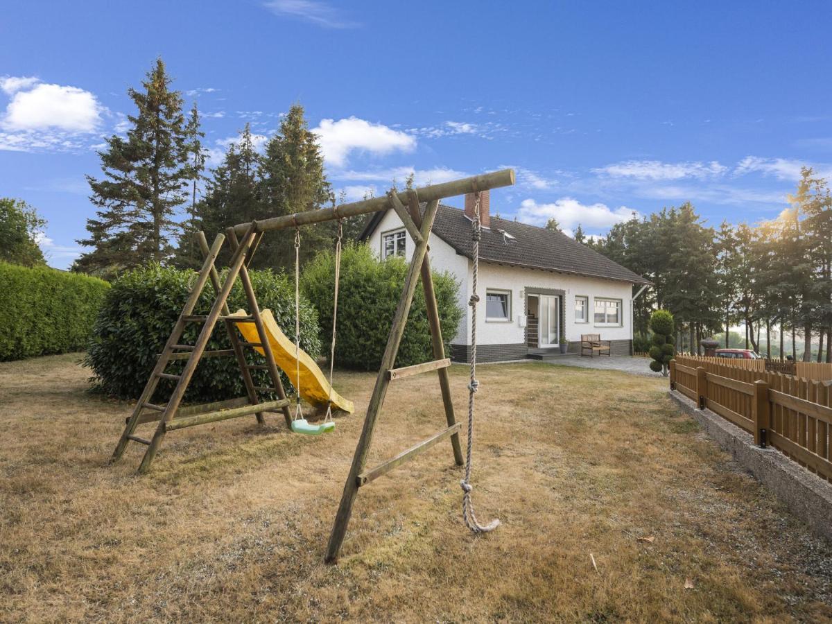 A Detached Holiday Home In A Highly Scenic Area Trierscheid 외부 사진